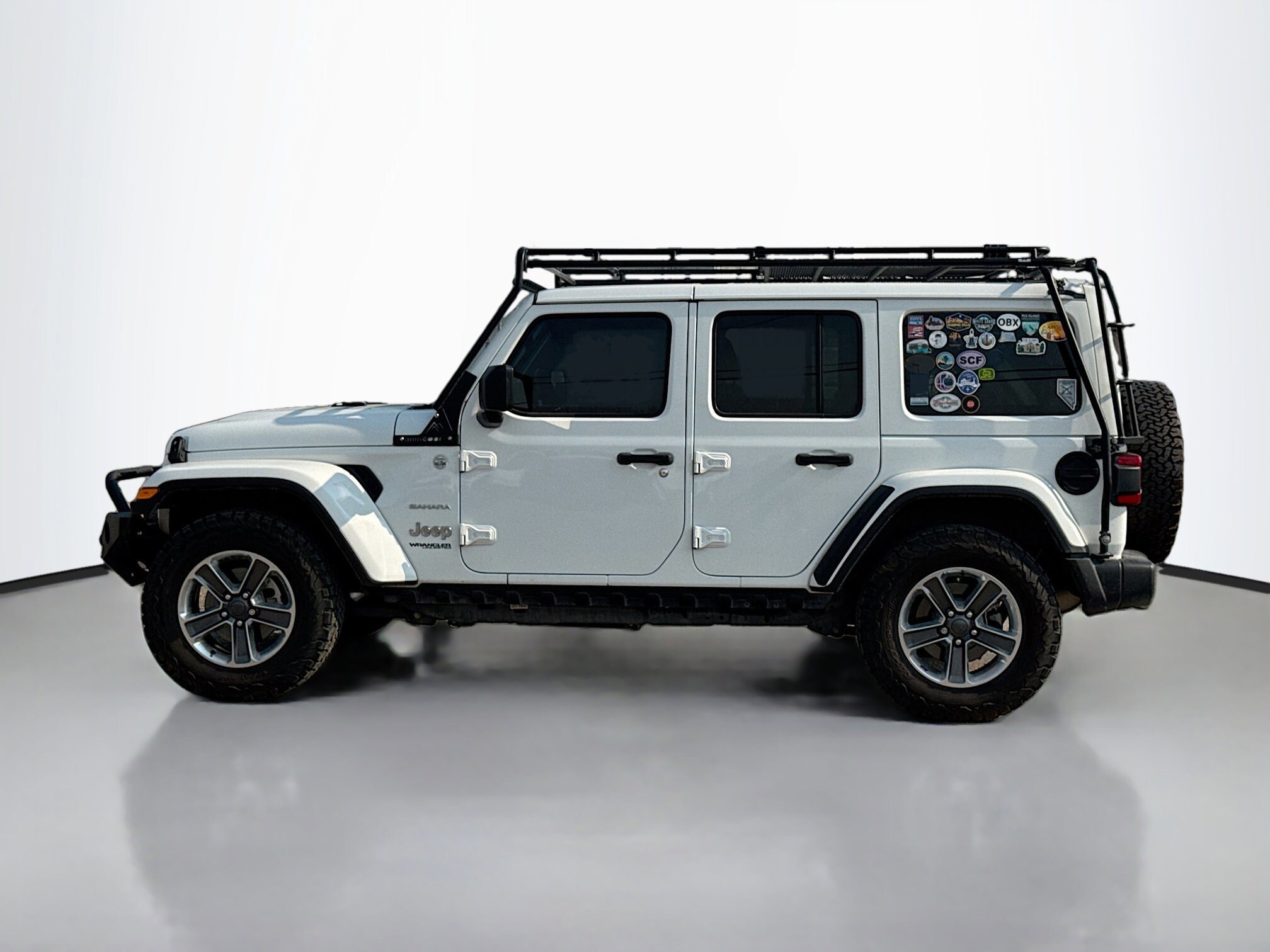 2021 Jeep Wrangler Unlimited Sahara photo 2