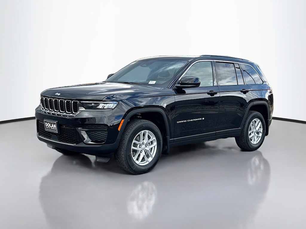New 2026 Jeep Grand Cherokee Laredo Sport Utility