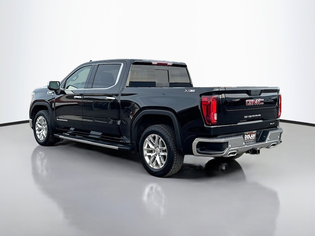 Used 2021 GMC Sierra 1500 SLT Crew Cab Pickup