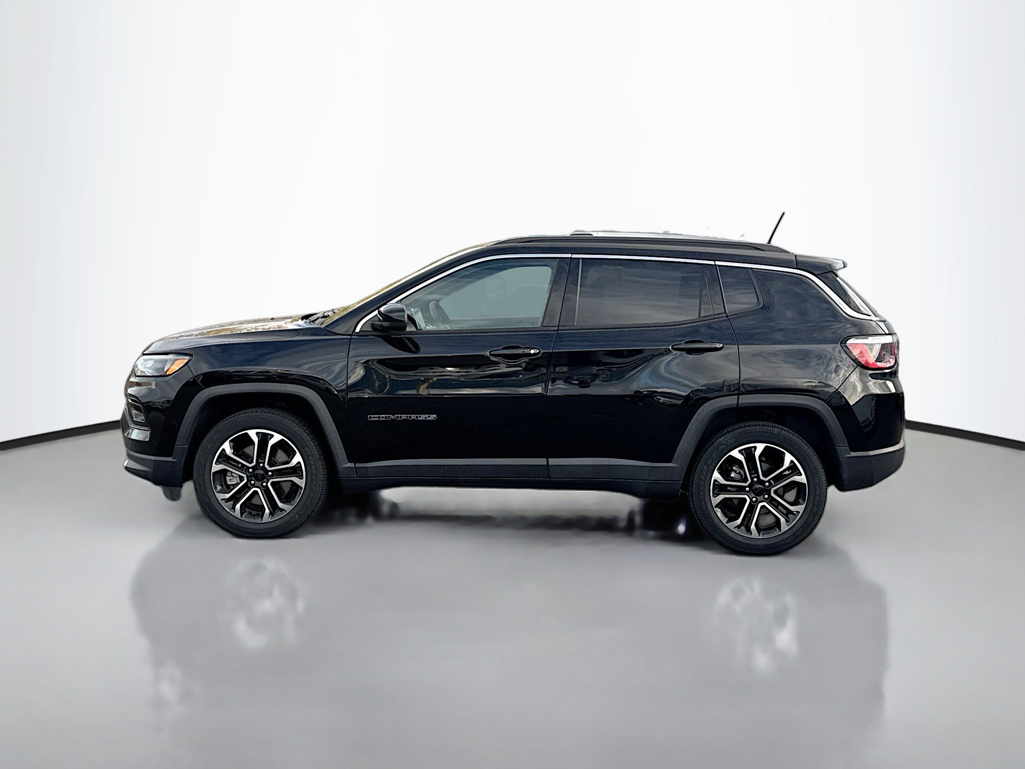 2024 Jeep Compass Limited photo 2