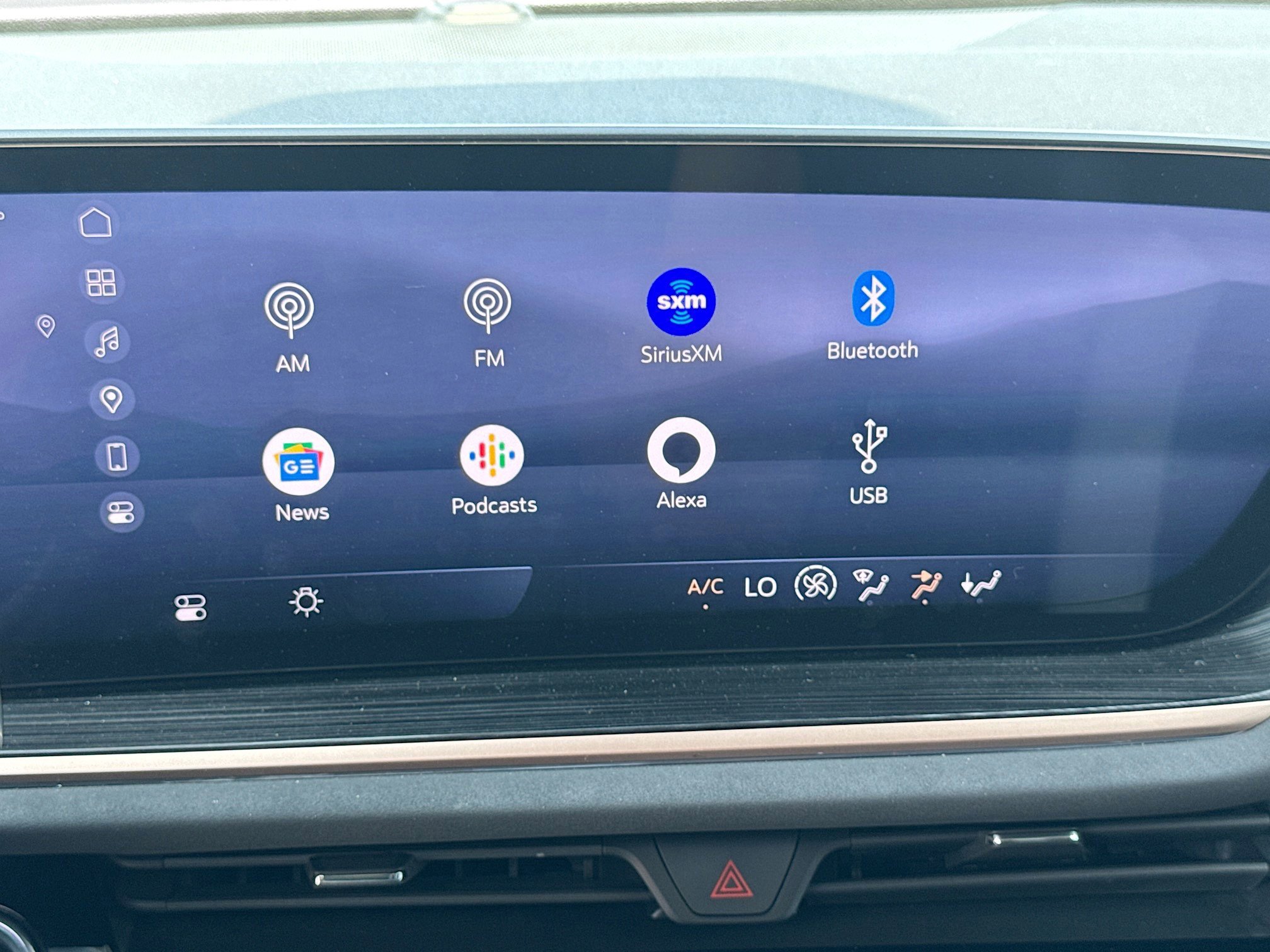 2024 Buick Envision Sport Touring - Photo 17