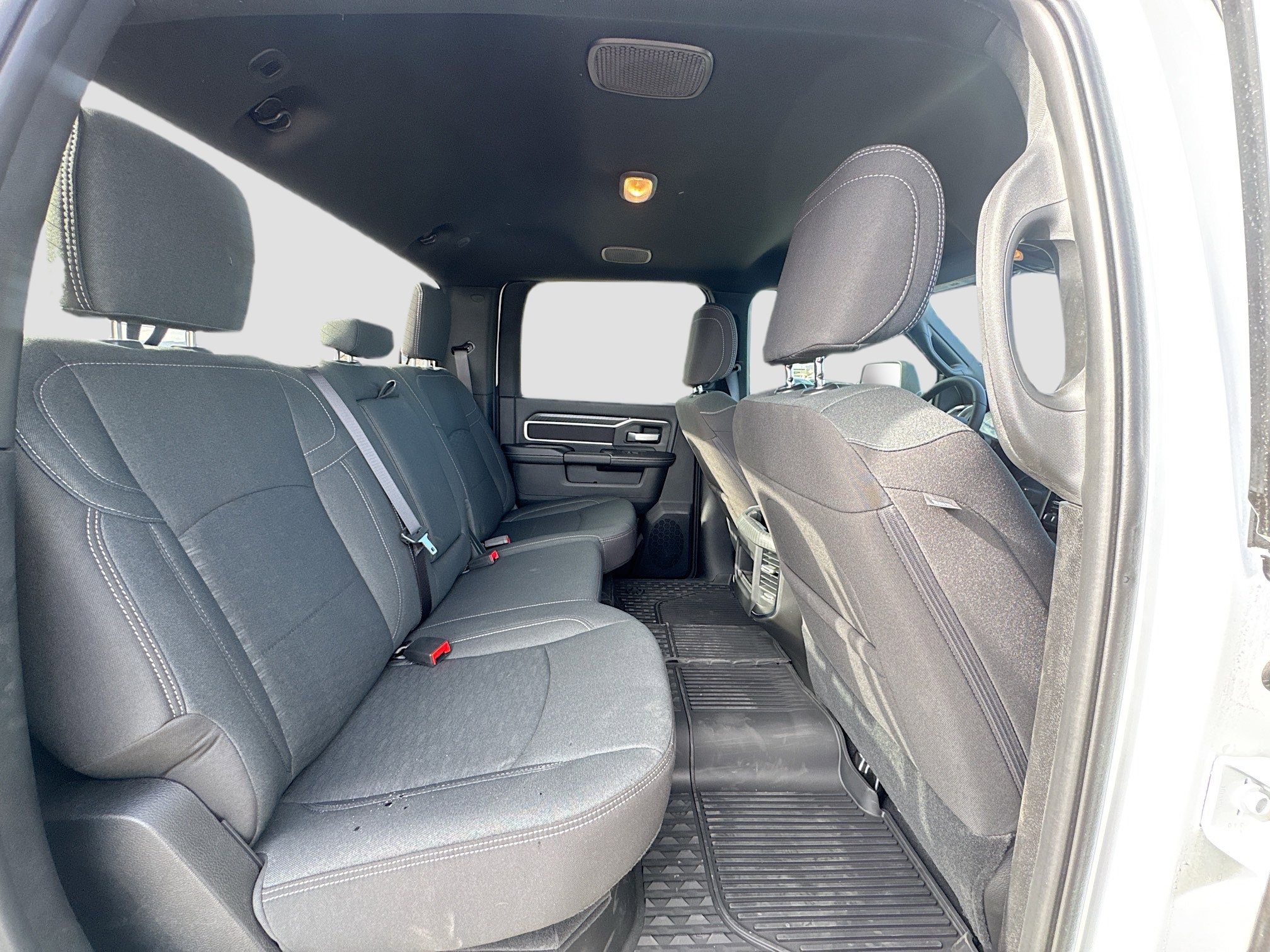 2025 RAM 2500 Big Horn - Photo 31