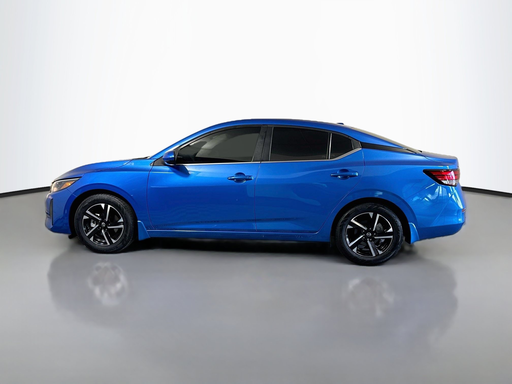 Used 2024 Nissan Sentra SV 4dr Car