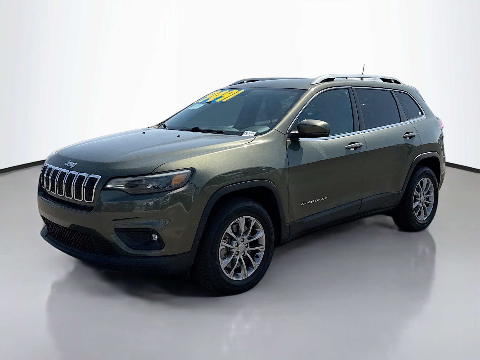 Used 2019 Jeep Cherokee Latitude Plus with VIN 1C4PJMLX7KD347011 for sale in Fernley, NV