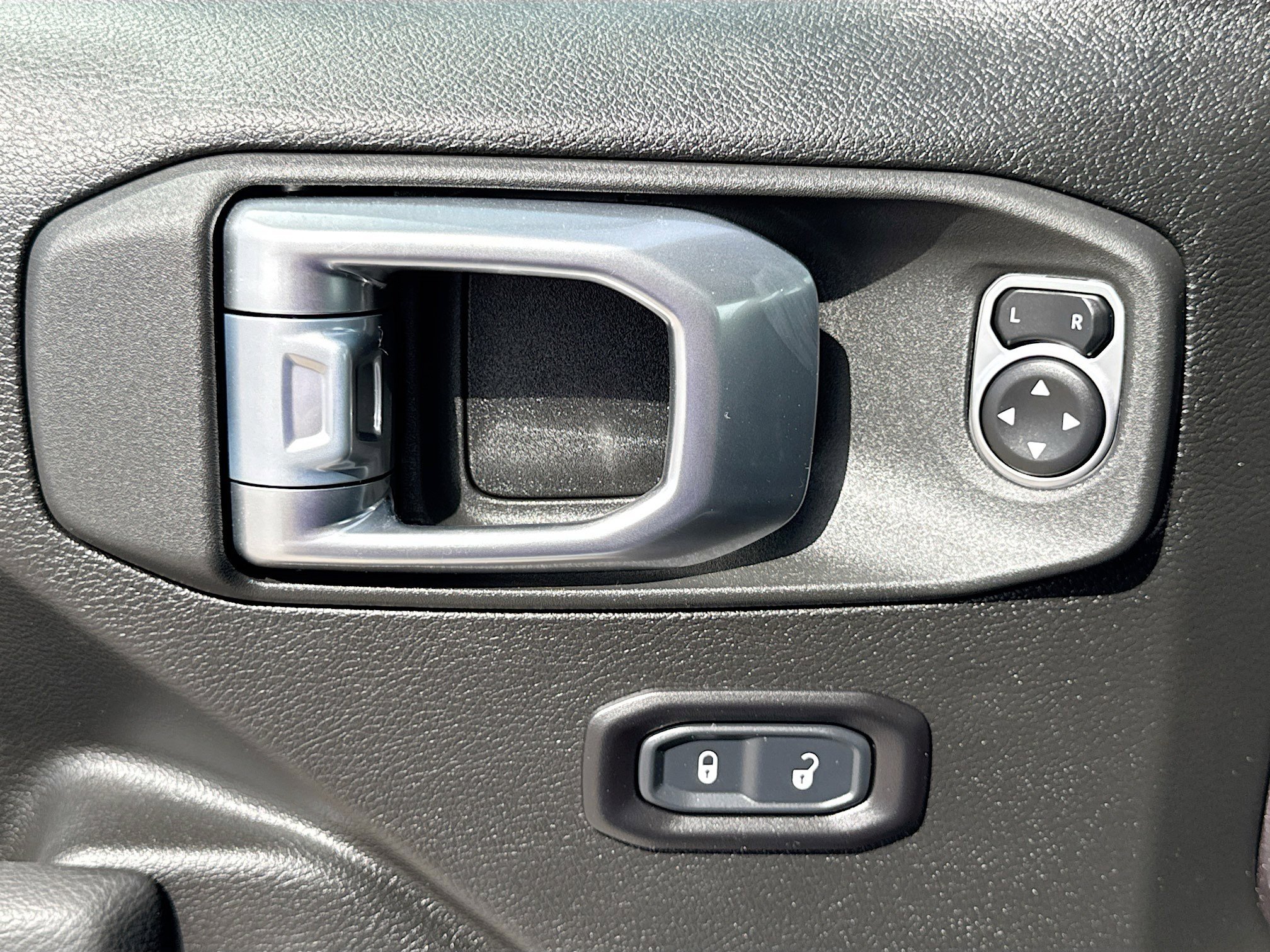 2026 Jeep Wrangler 4-Door Sport S - Photo 37