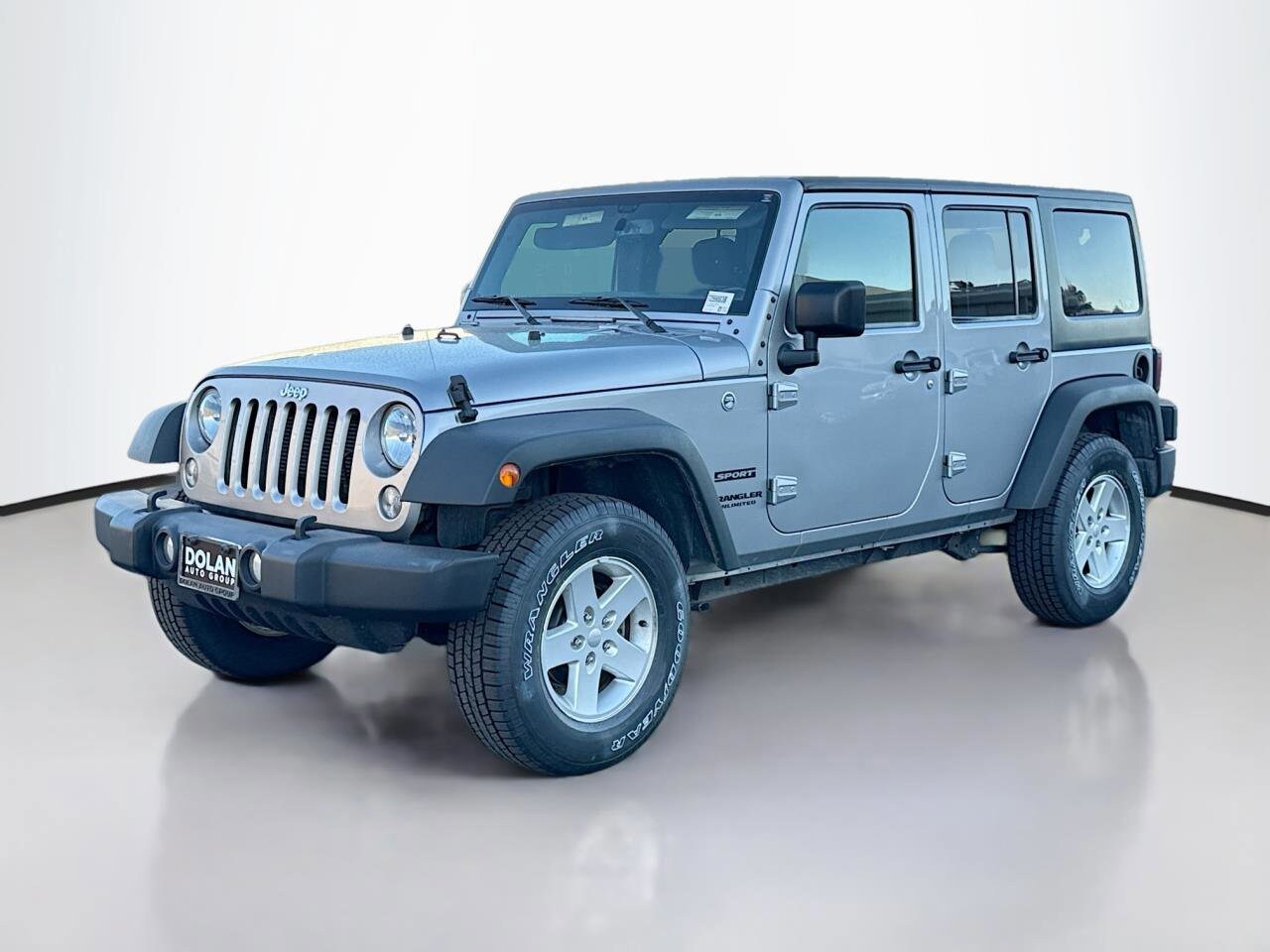 2017 Jeep Wrangler Unlimited Sport photo 4