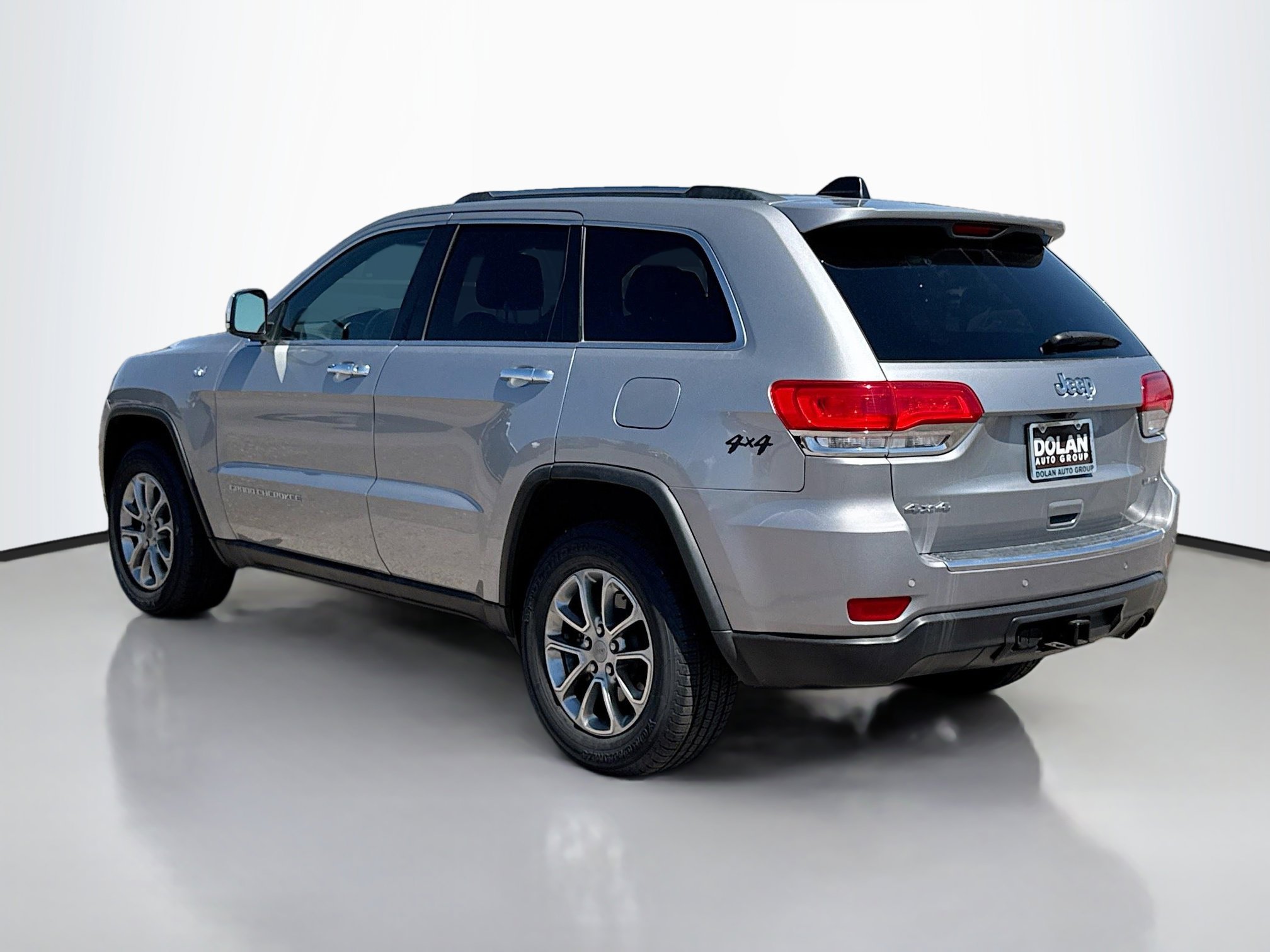 2015 Jeep Grand Cherokee Limited photo 4