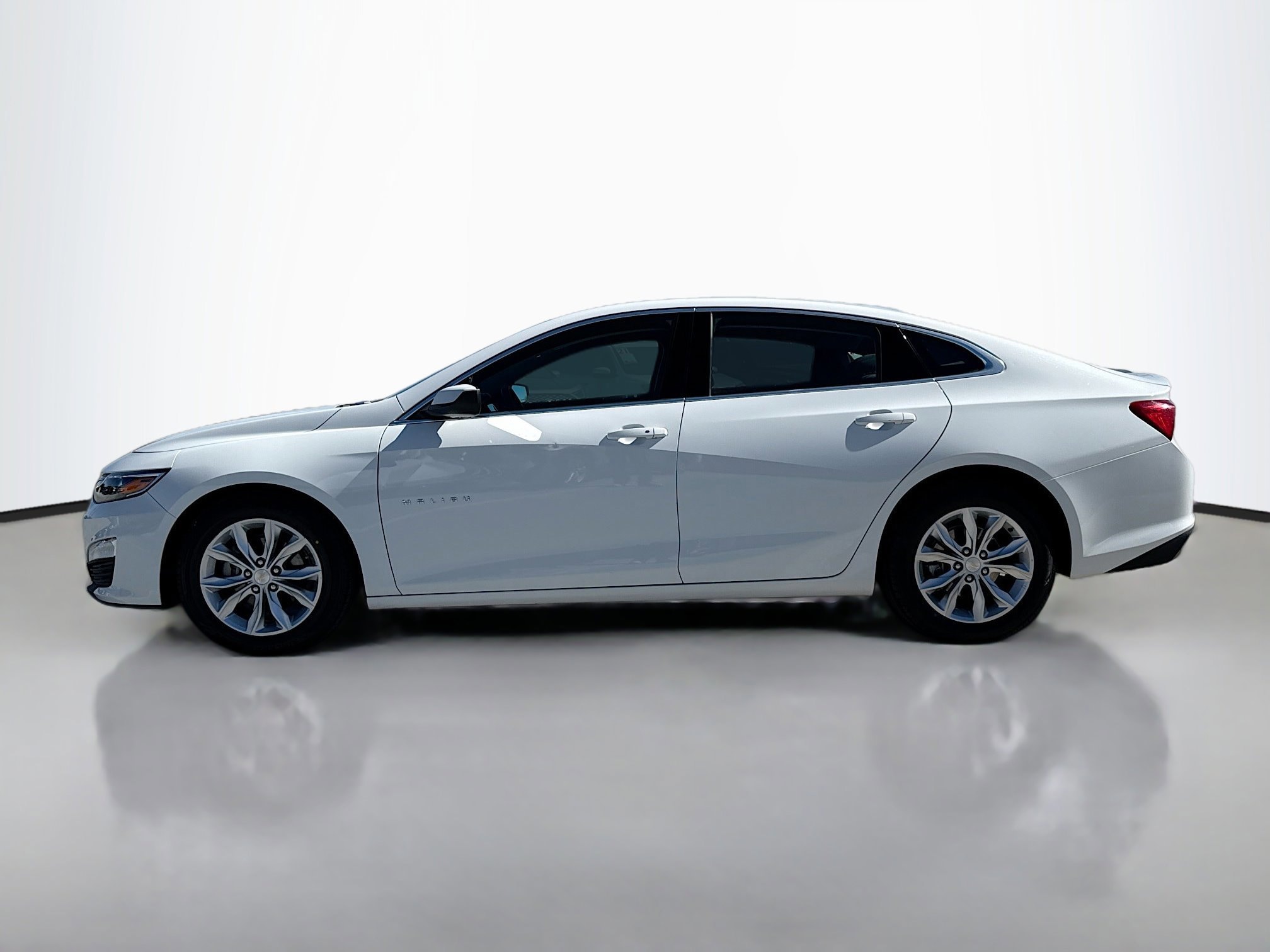 Used 2024 Chevrolet Malibu 1LT with VIN 1G1ZD5ST1RF109179 for sale in Fernley, NV