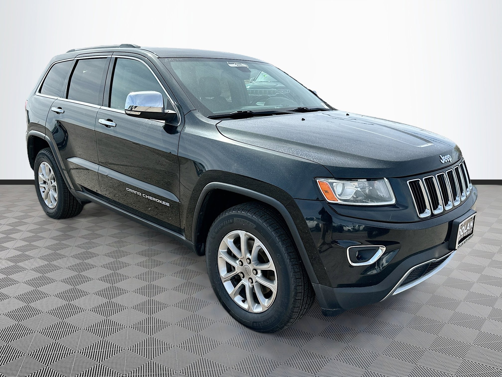 Used 2014 Jeep Grand Cherokee Limited with VIN 1C4RJFBG3EC188813 for sale in Fernley, NV