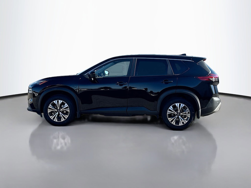Used 2023 Nissan Rogue SV Sport Utility