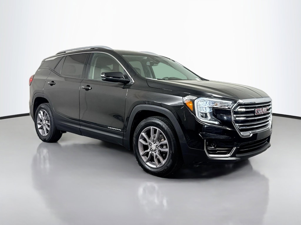 Used 2024 GMC Terrain SLT Sport Utility