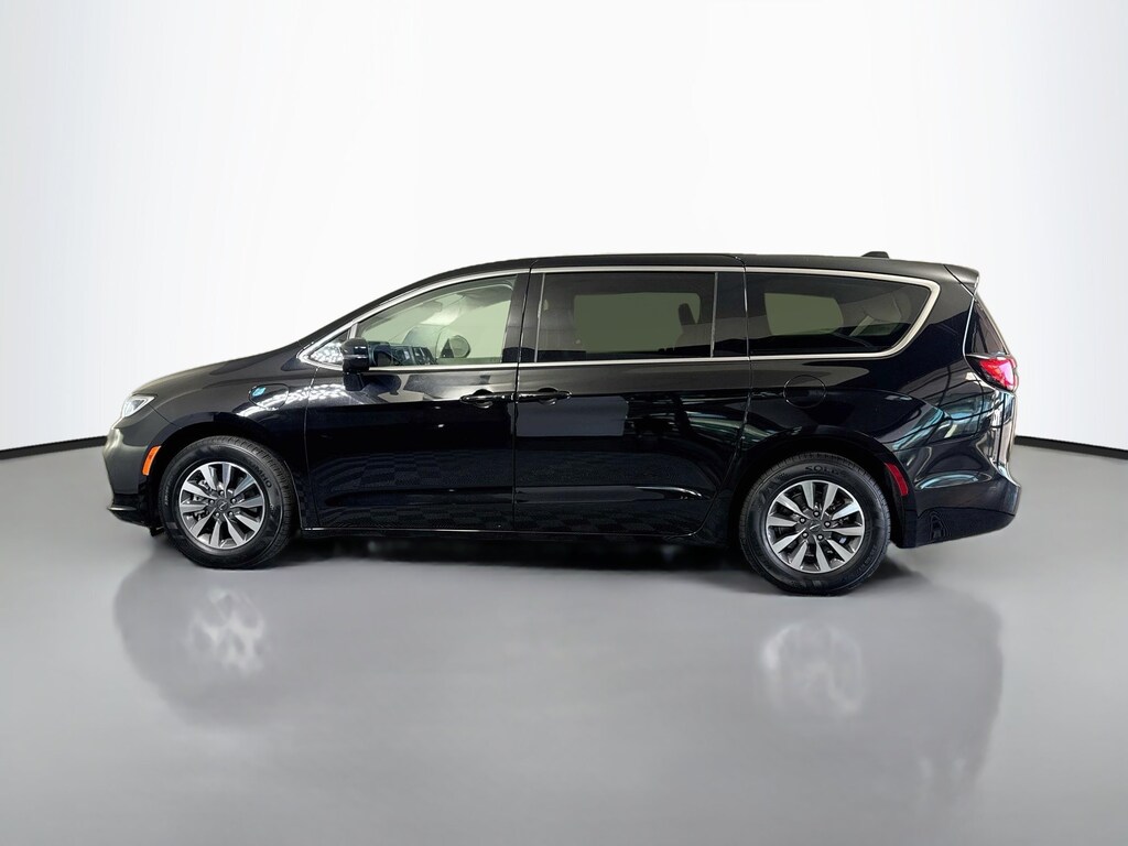 Certified 2024 Chrysler Pacifica Plug-In Hybrid Select Mini-van, Passenger