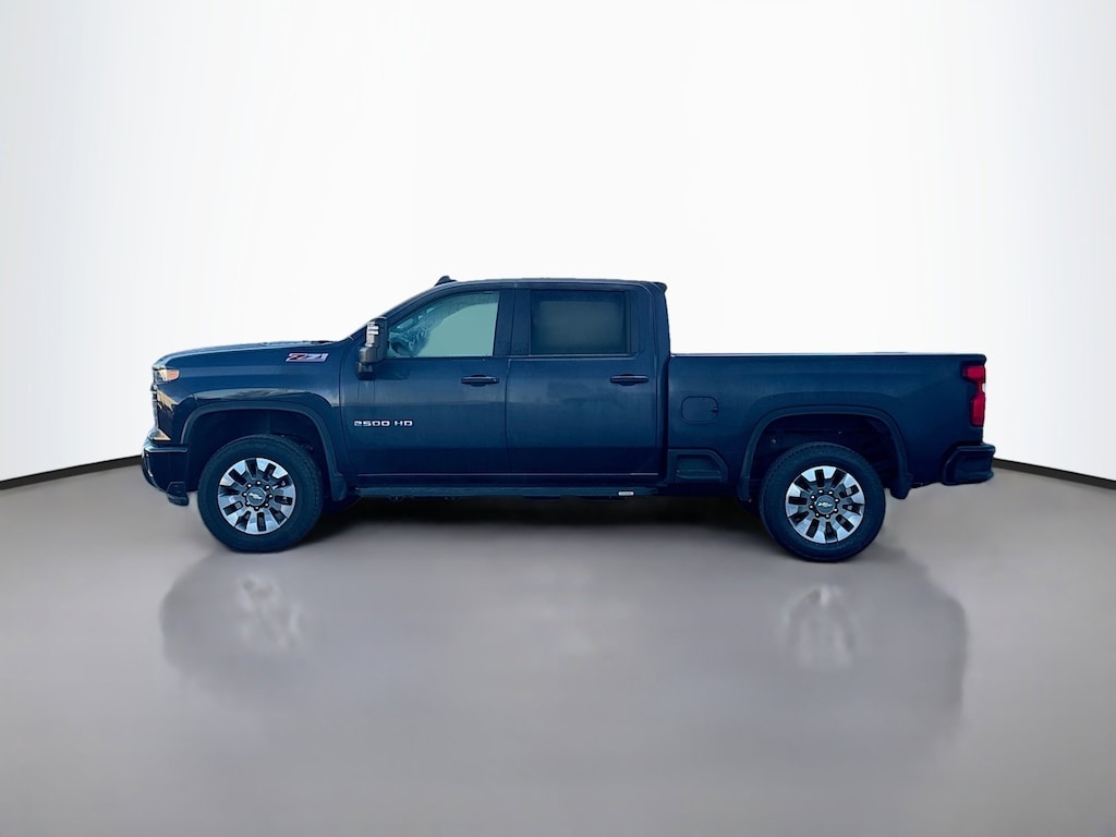 Used 2024 Chevrolet Silverado 2500 HD Custom Crew Cab Pickup