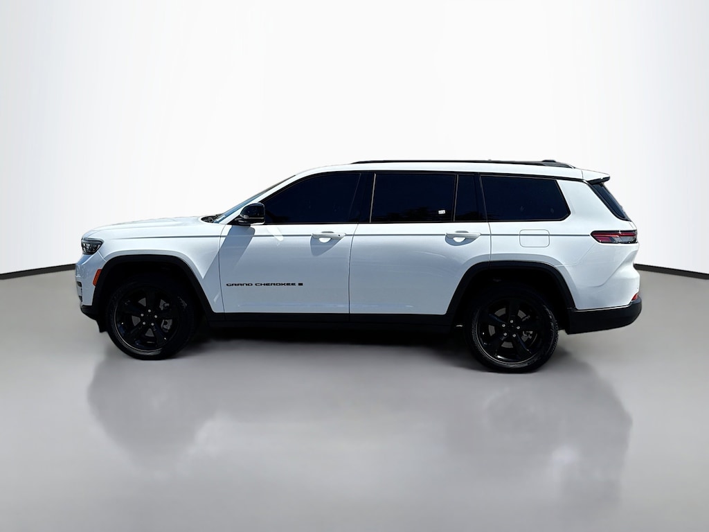 Used 2025 Jeep Grand Cherokee L Laredo Sport Utility