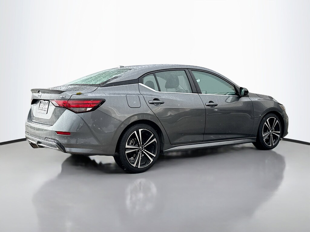 Used 2022 Nissan Sentra SR 4dr Car
