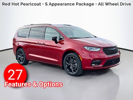 2026 Chrysler Pacifica Select Passenger Van