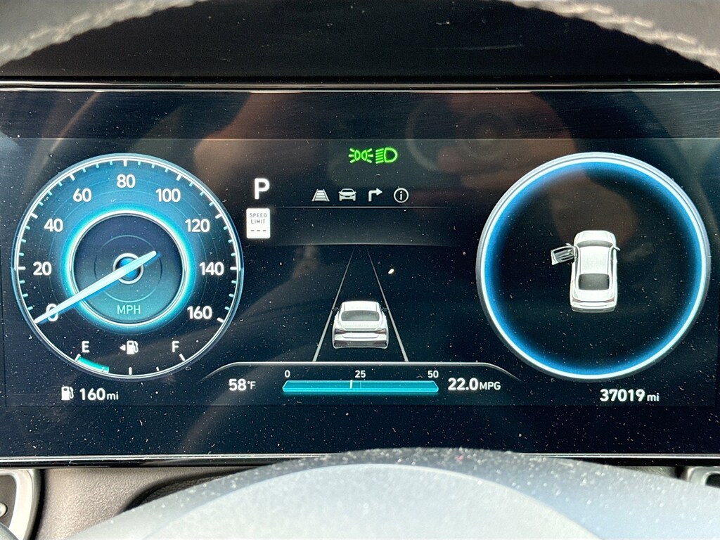 Used 2025 Hyundai Elantra Limited 4dr Car