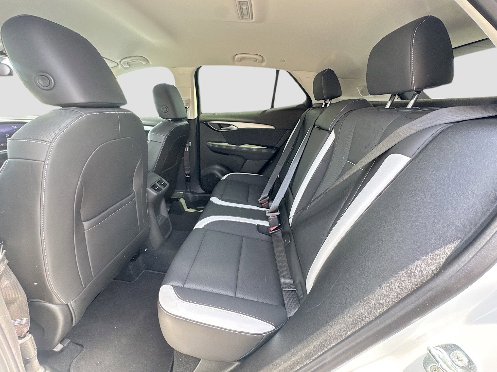 2024 Buick Envision Sport Touring - Photo 10