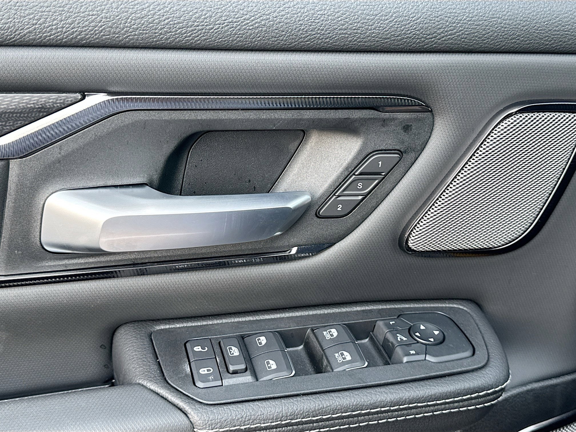 2026 RAM 1500 Rebel - Photo 29