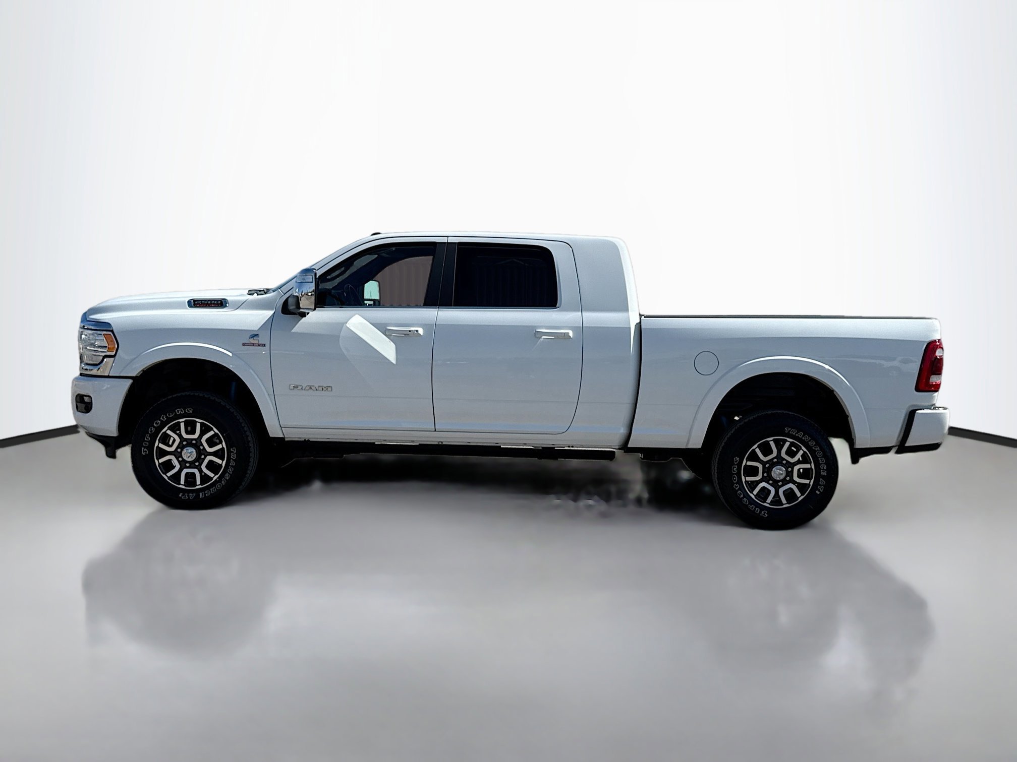 2024 Ram 2500 Longhorn photo 2