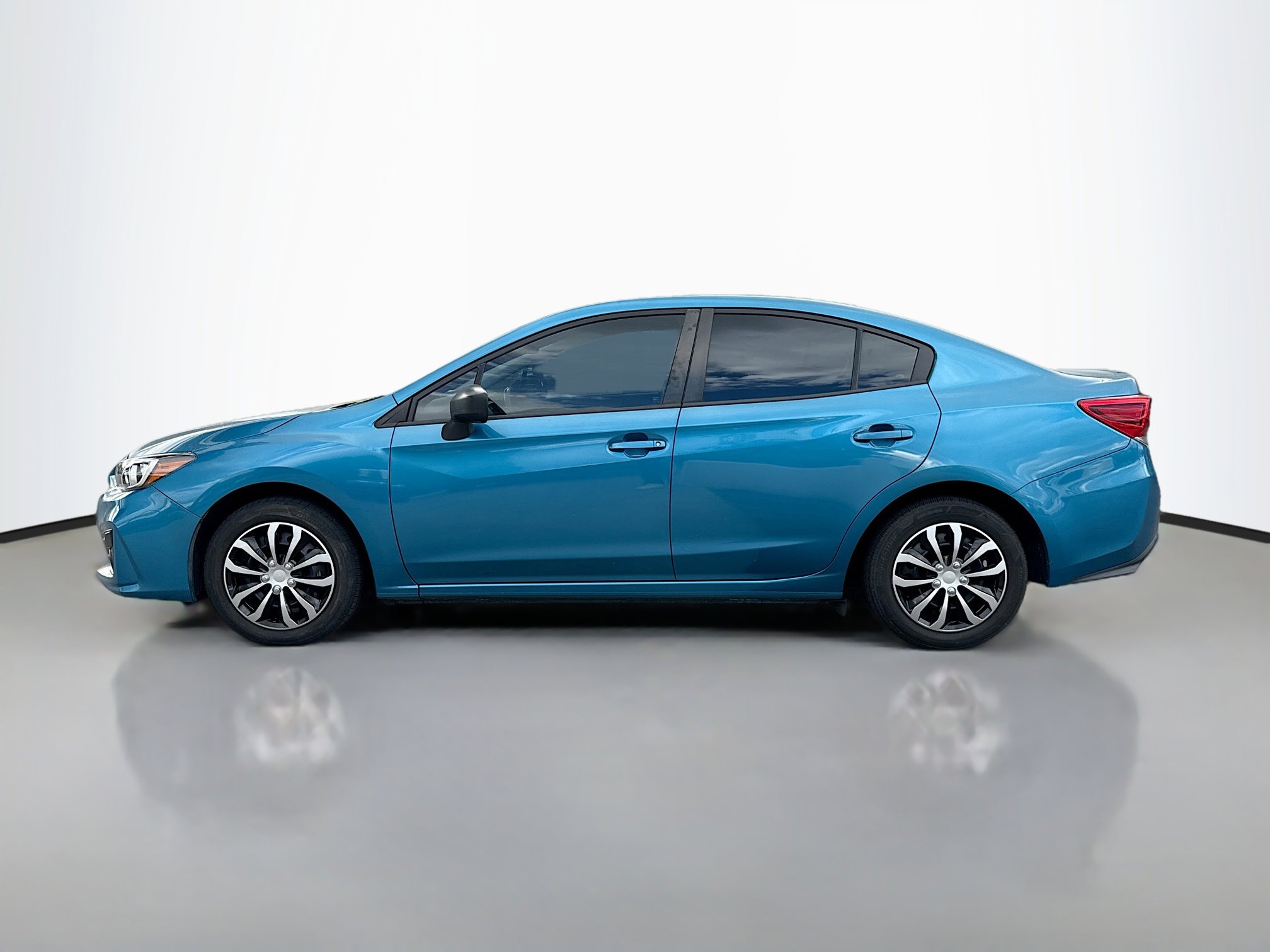 2017 Subaru Impreza 2.0i photo 3