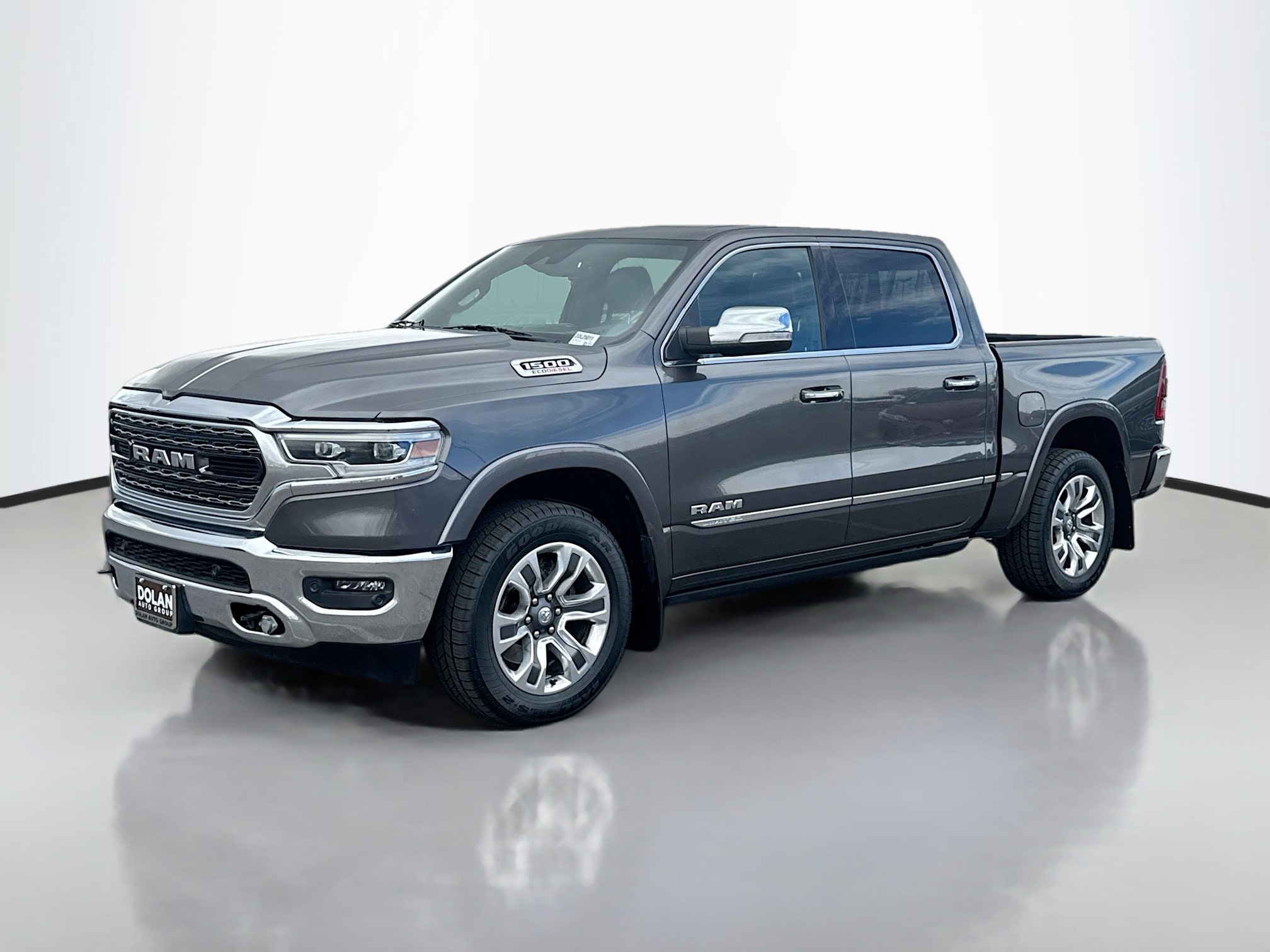 Used 2022 RAM Ram 1500 Pickup Limited with VIN 1C6SRFHM6NN449631 for sale in Fernley, NV