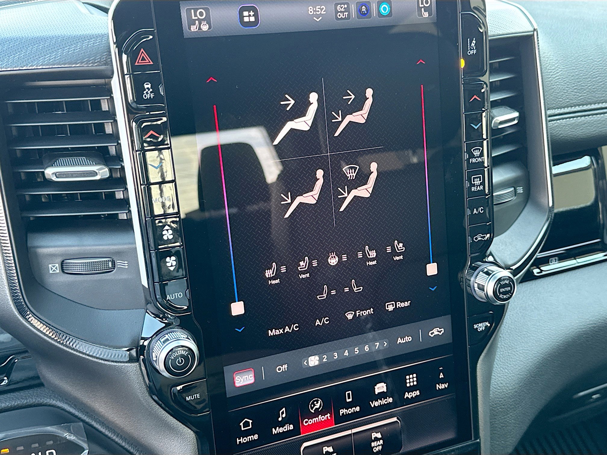 2026 RAM 1500 Rebel - Photo 26