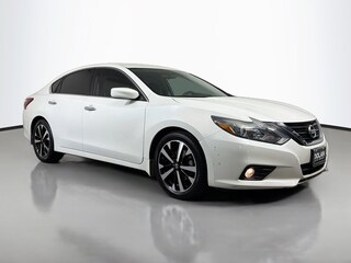 Used 2018 Nissan Altima 2.5 SR 4dr Car for sale in Reno, NV