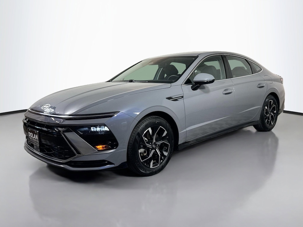 Used 2025 Hyundai Sonata SEL 4dr Car