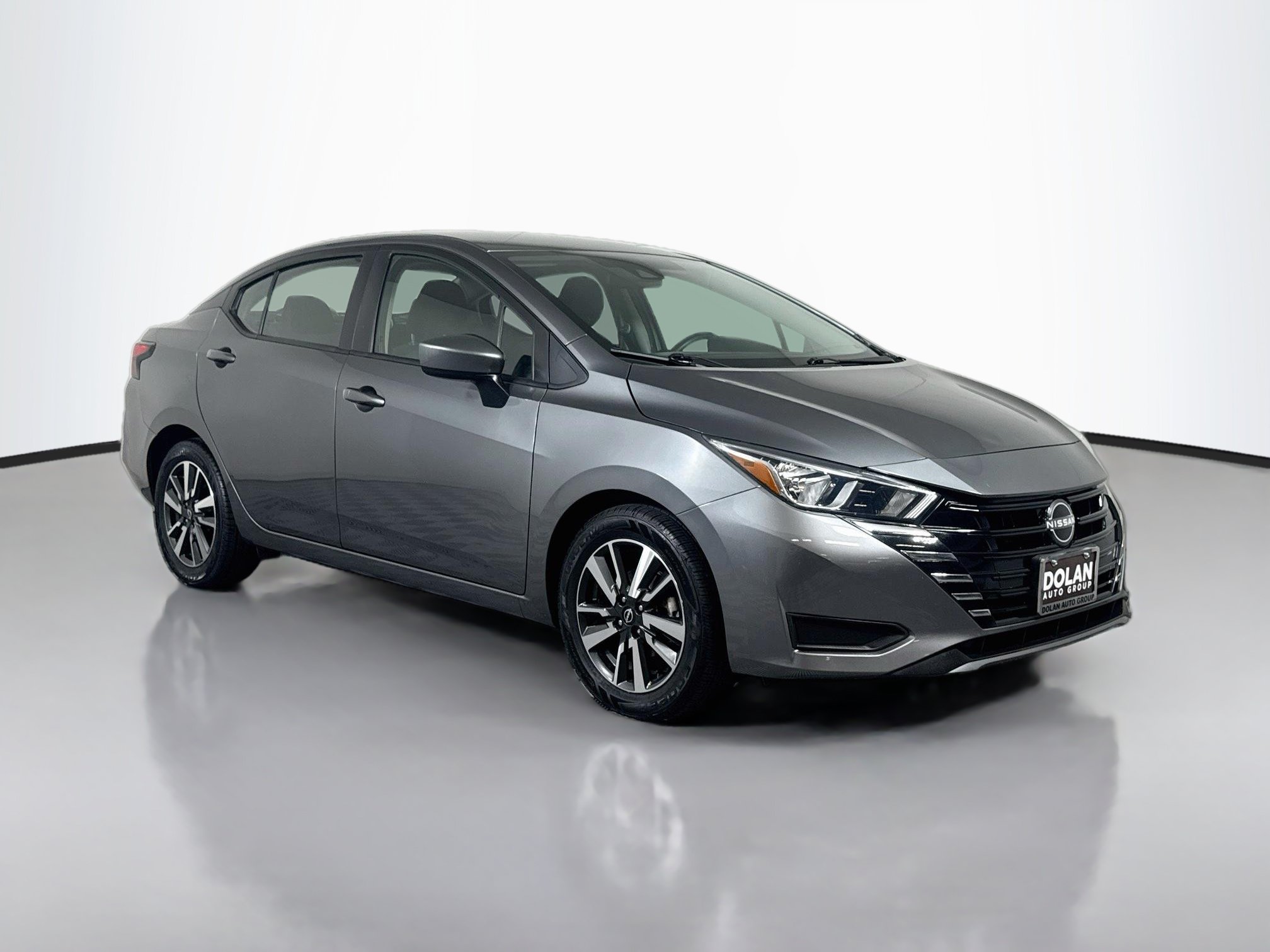 Used 2024 Nissan Versa 1.6 SV 4dr Car