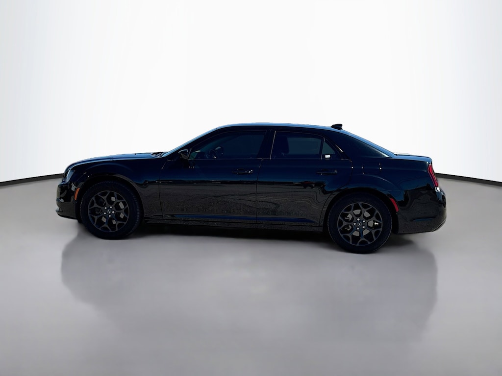 Certified 2021 Chrysler 300 Touring 4dr Car