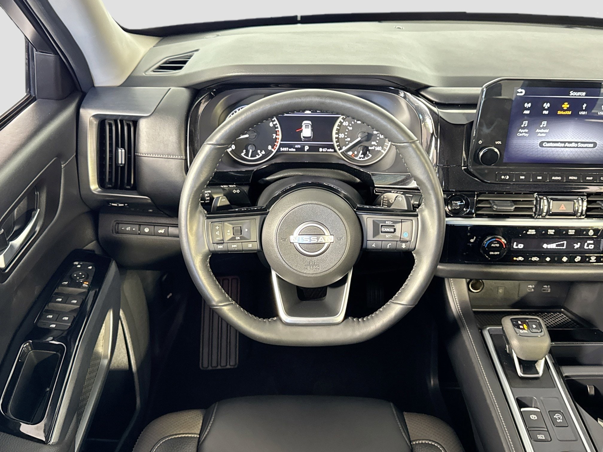 2025 Nissan Pathfinder SL - Photo 7