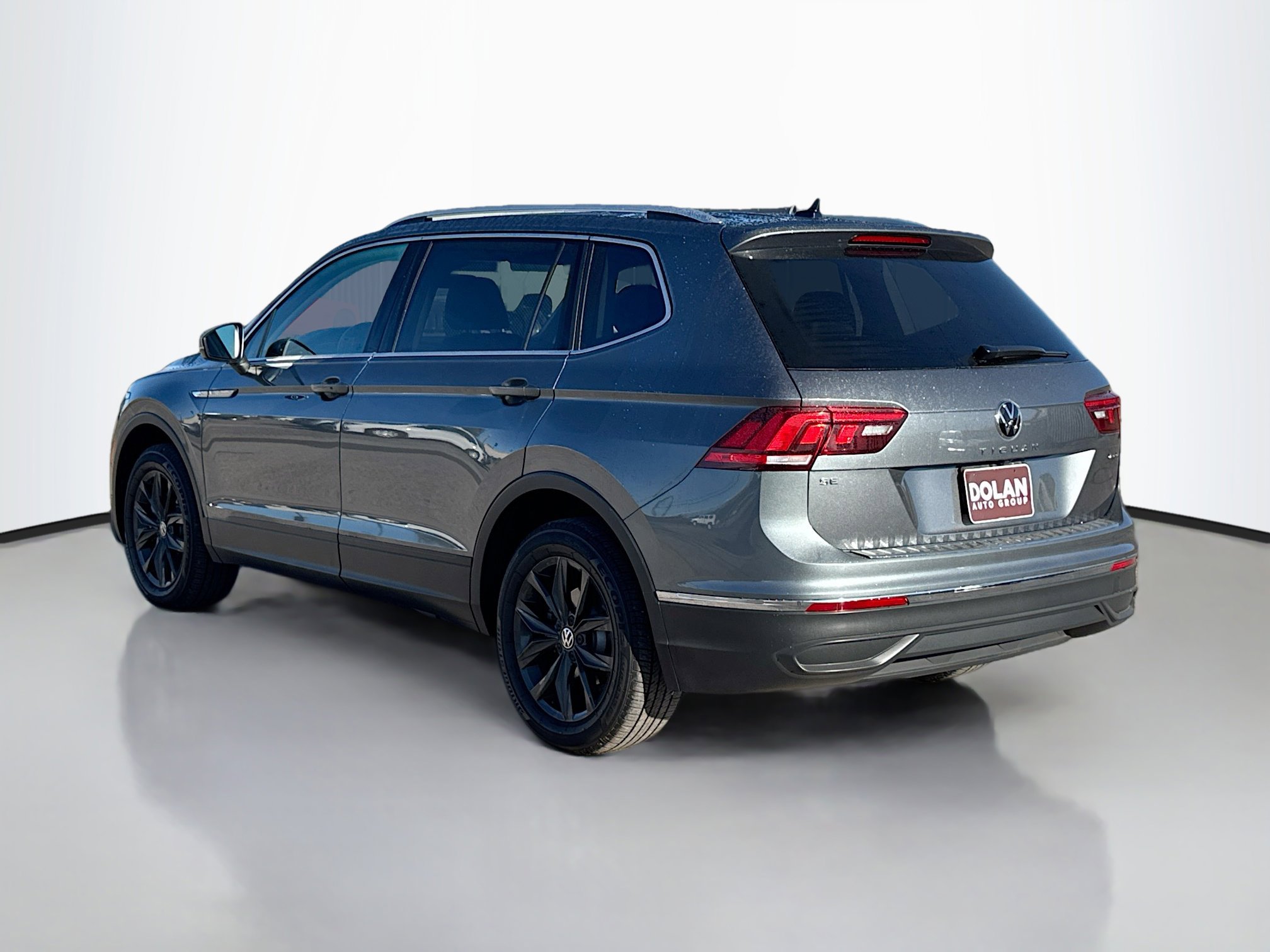 2024 Volkswagen Tiguan SE Sport photo 4