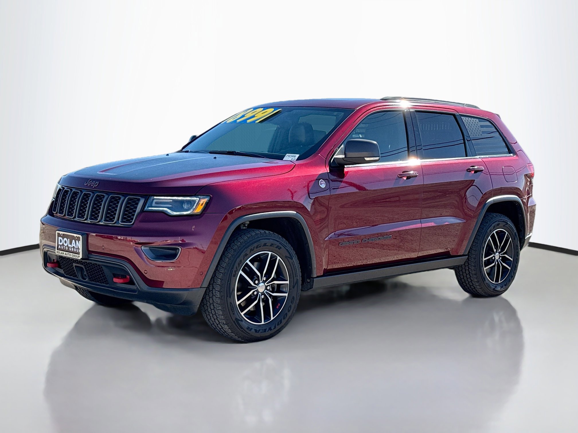 2018 Jeep Grand Cherokee Trailhawk Sport photo 3