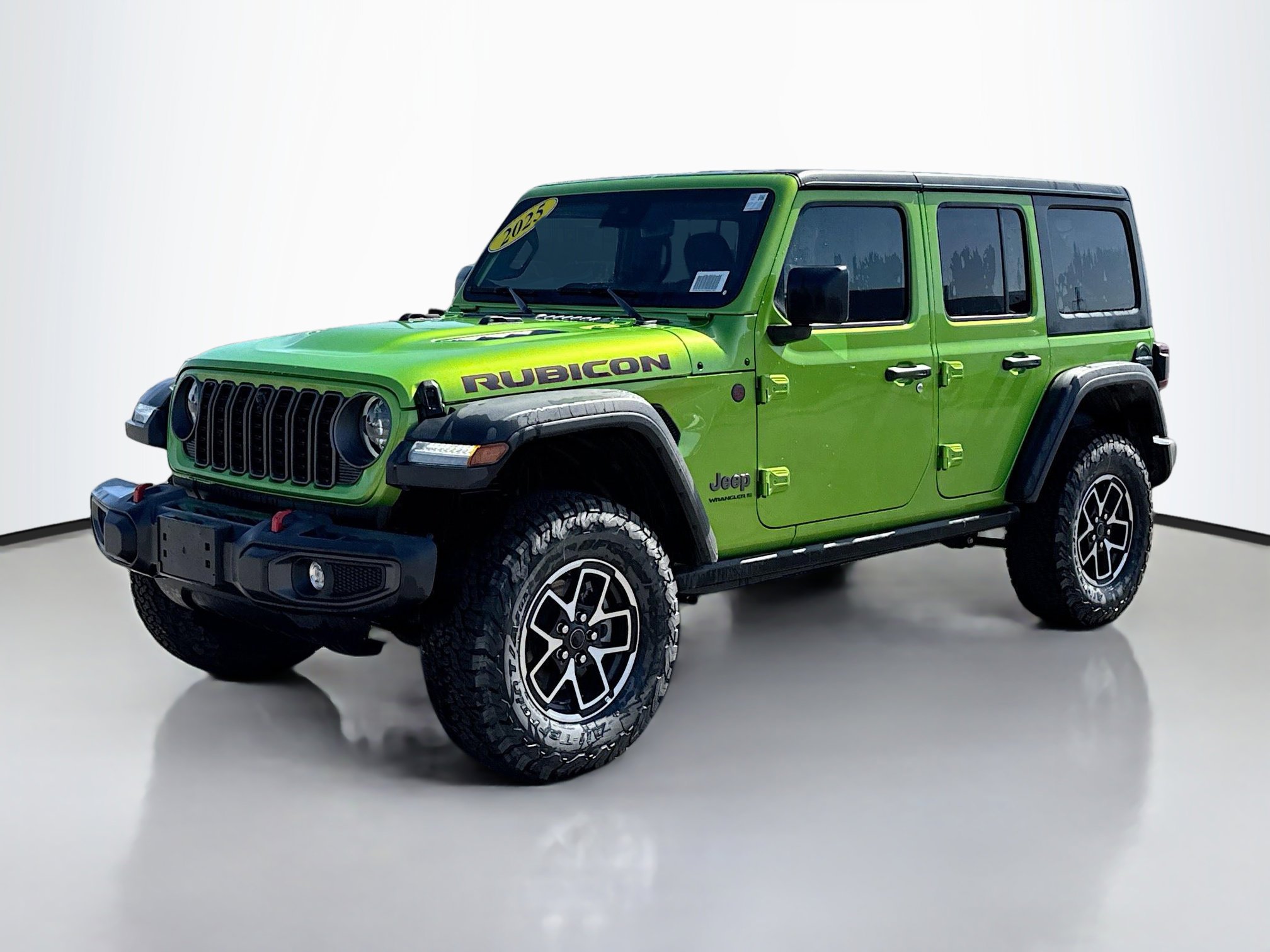 2025 Jeep Wrangler Rubicon photo 3