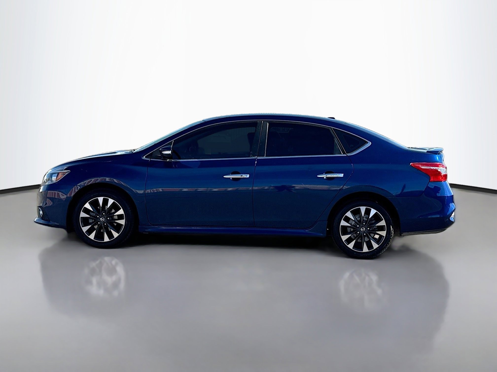 Used 2019 Nissan Sentra SR with VIN 3N1AB7AP8KY302876 for sale in Fernley, NV