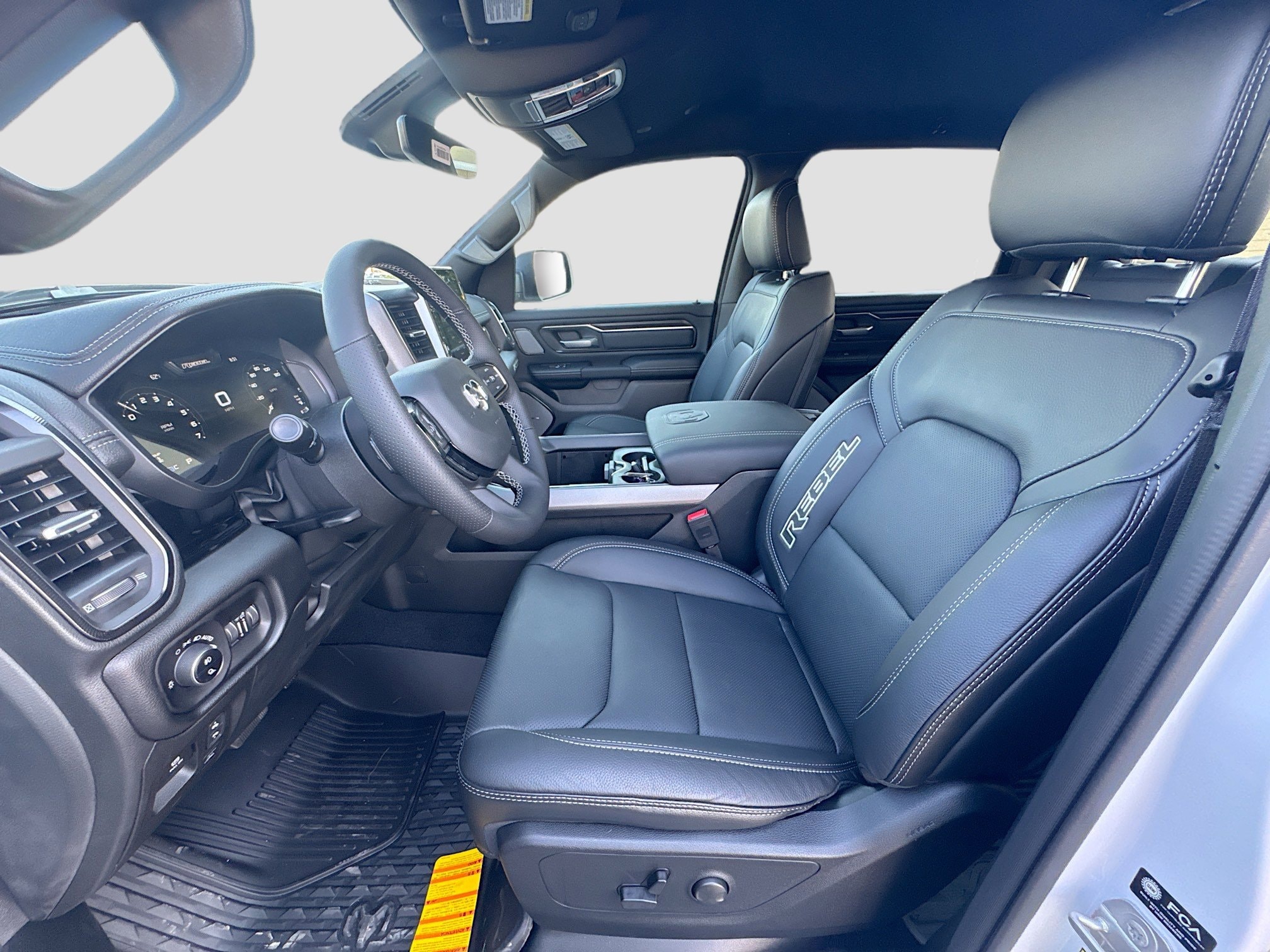 2026 RAM 1500 Rebel - Photo 14