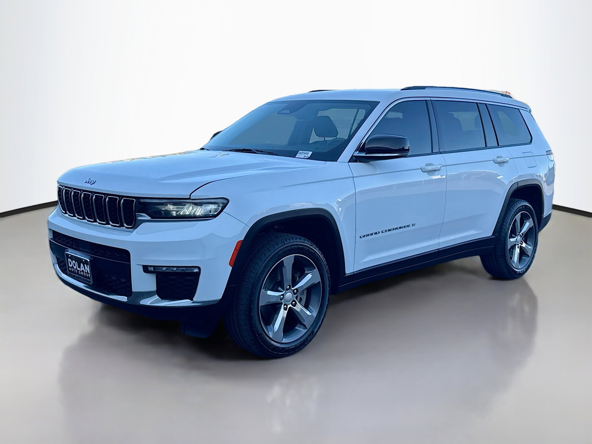 Used 2021 Jeep Grand Cherokee L Limited with VIN 1C4RJKBG0M8171736 for sale in Fernley, NV
