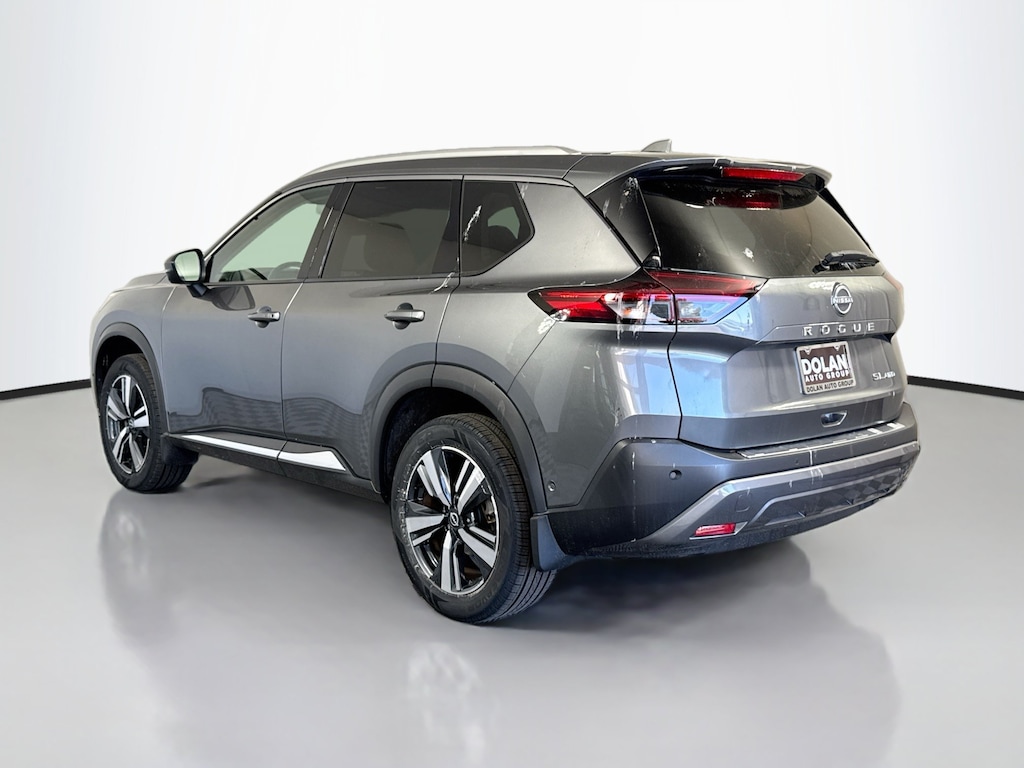 Used 2023 Nissan Rogue SL Sport Utility