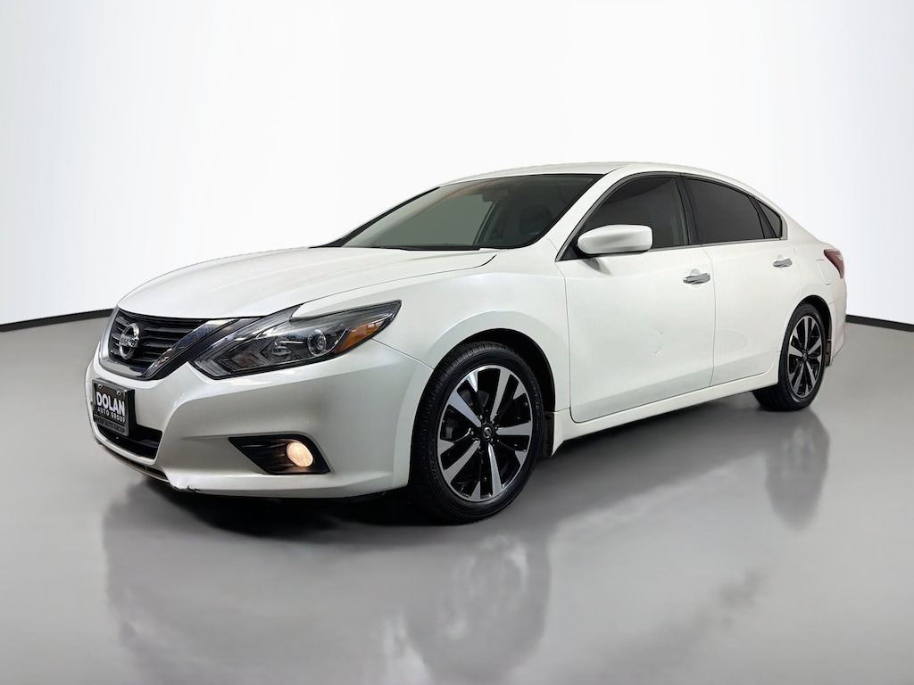 Used 2018 Nissan Altima 2.5 SR 4dr Car