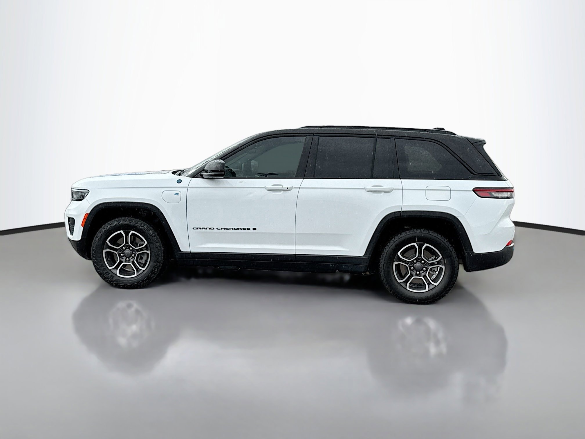 Certified 2023 Jeep Grand Cherokee Trailhawk 4xe with VIN 1C4RJYC61P8792366 for sale in Fernley, NV