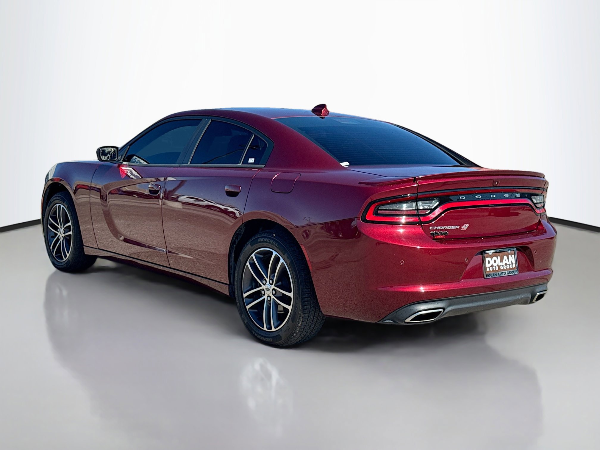 2019 Dodge Charger SXT photo 3