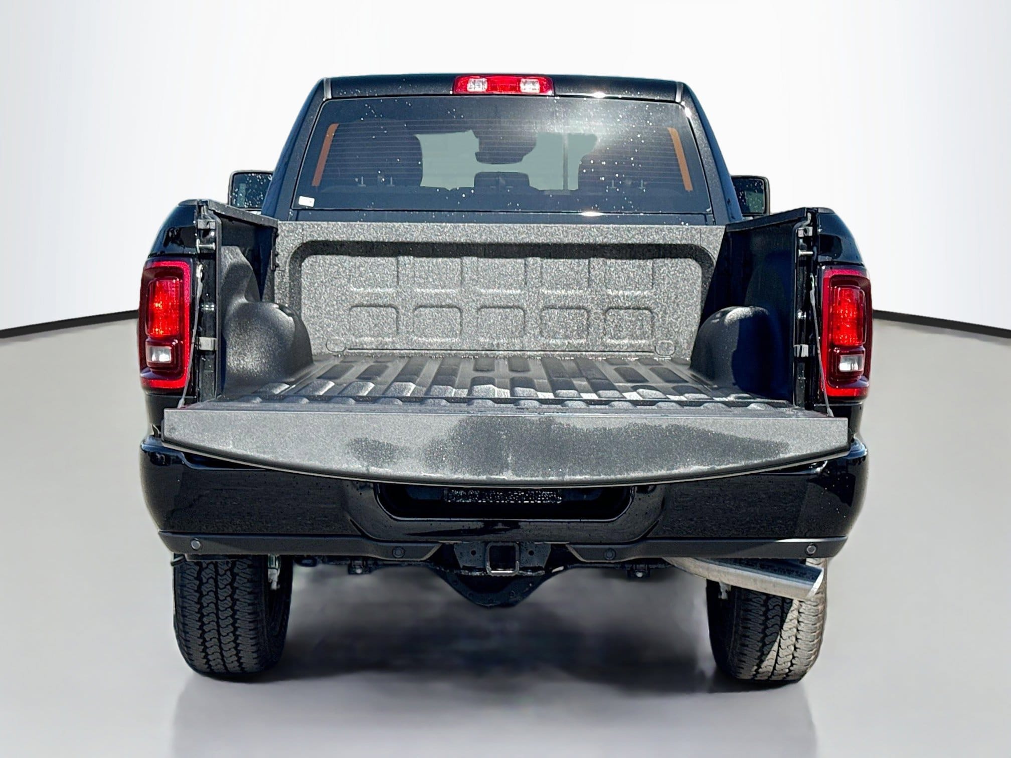 2026 RAM 2500 Big Horn - Photo 9