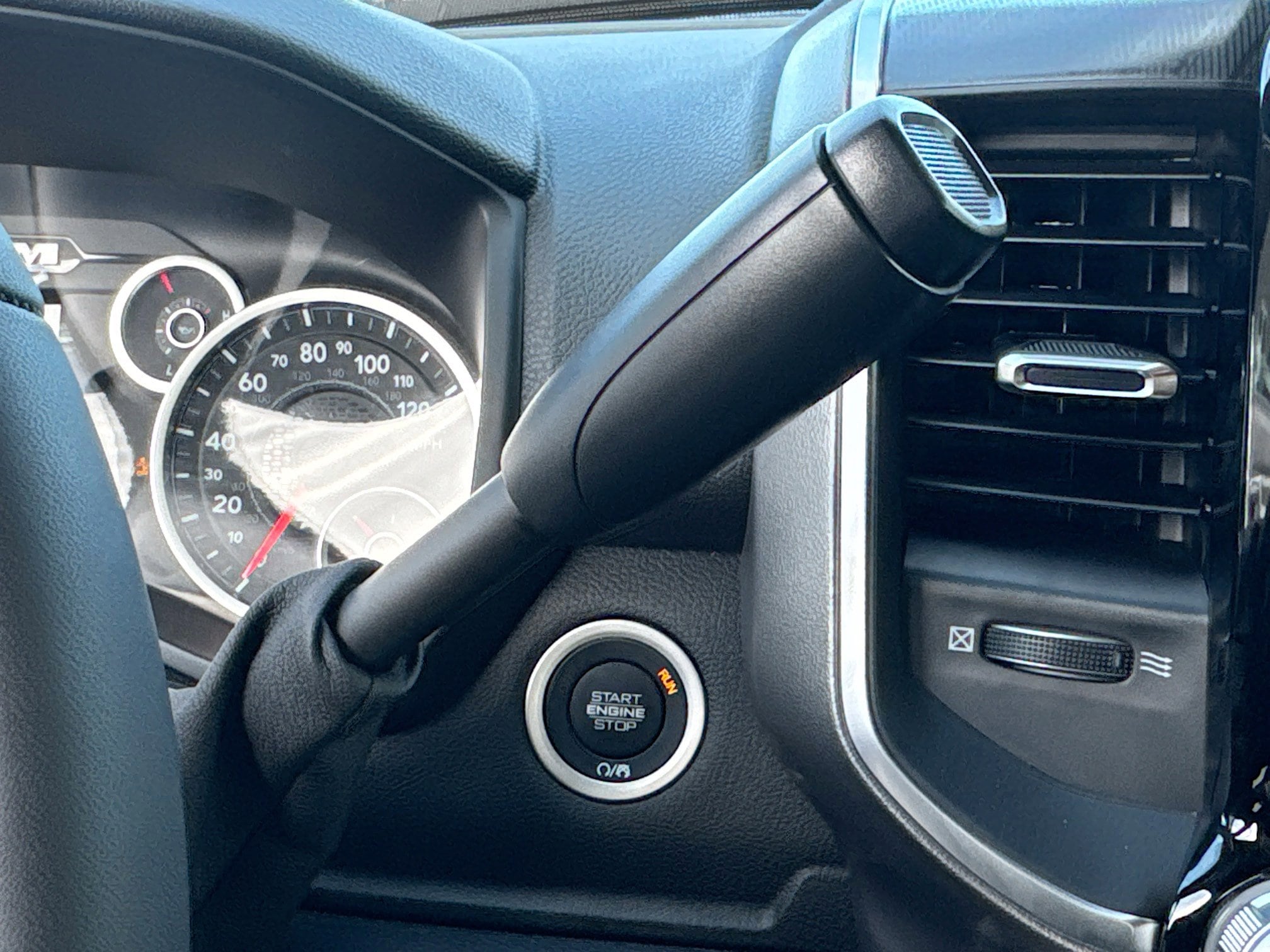 2025 RAM 2500 Big Horn - Photo 26