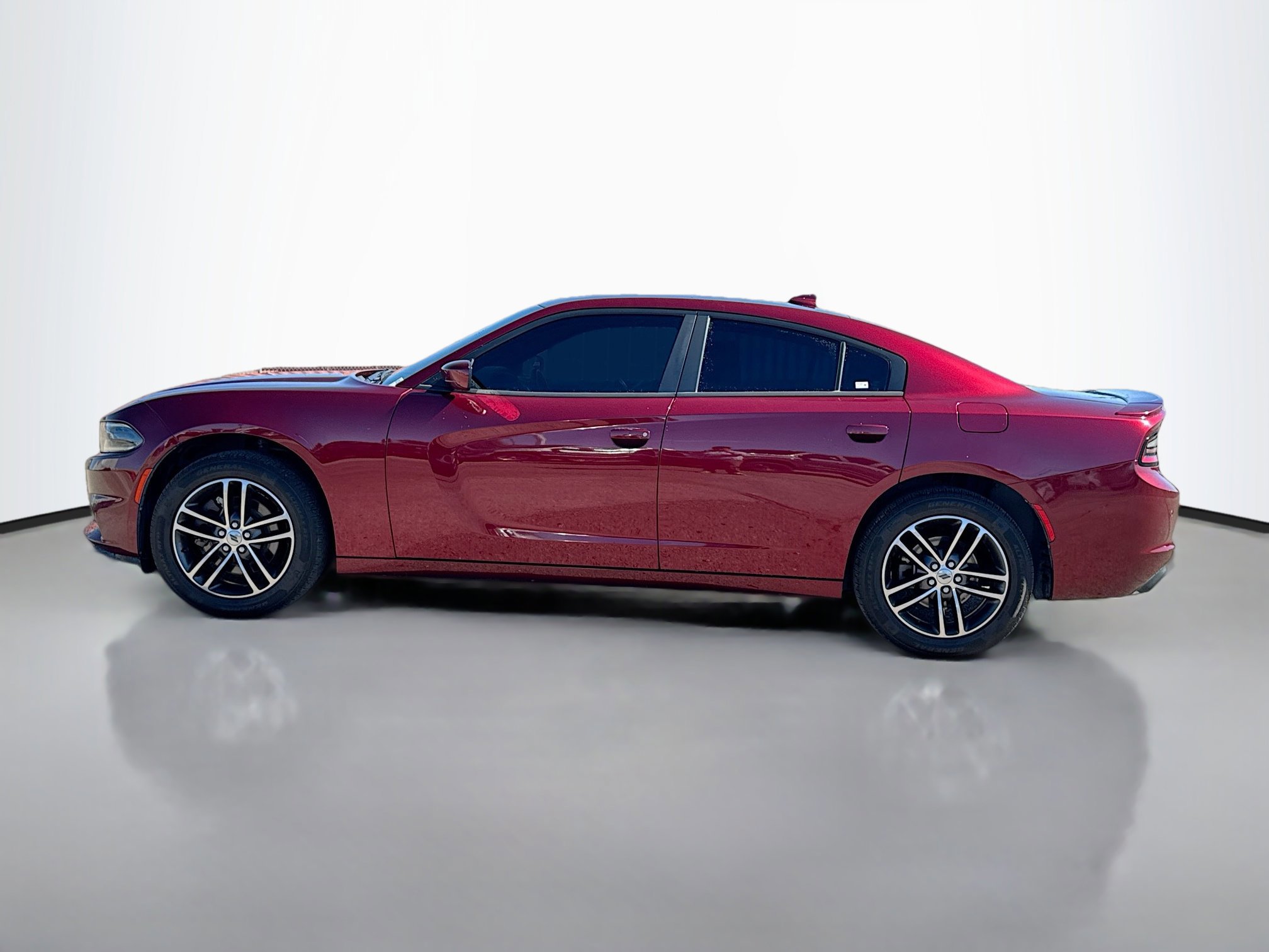 2019 Dodge Charger SXT photo 2
