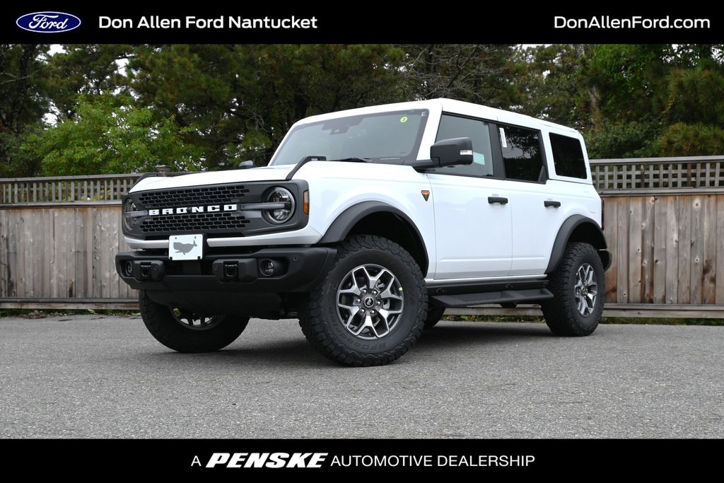 2025 Ford Bronco SUV 