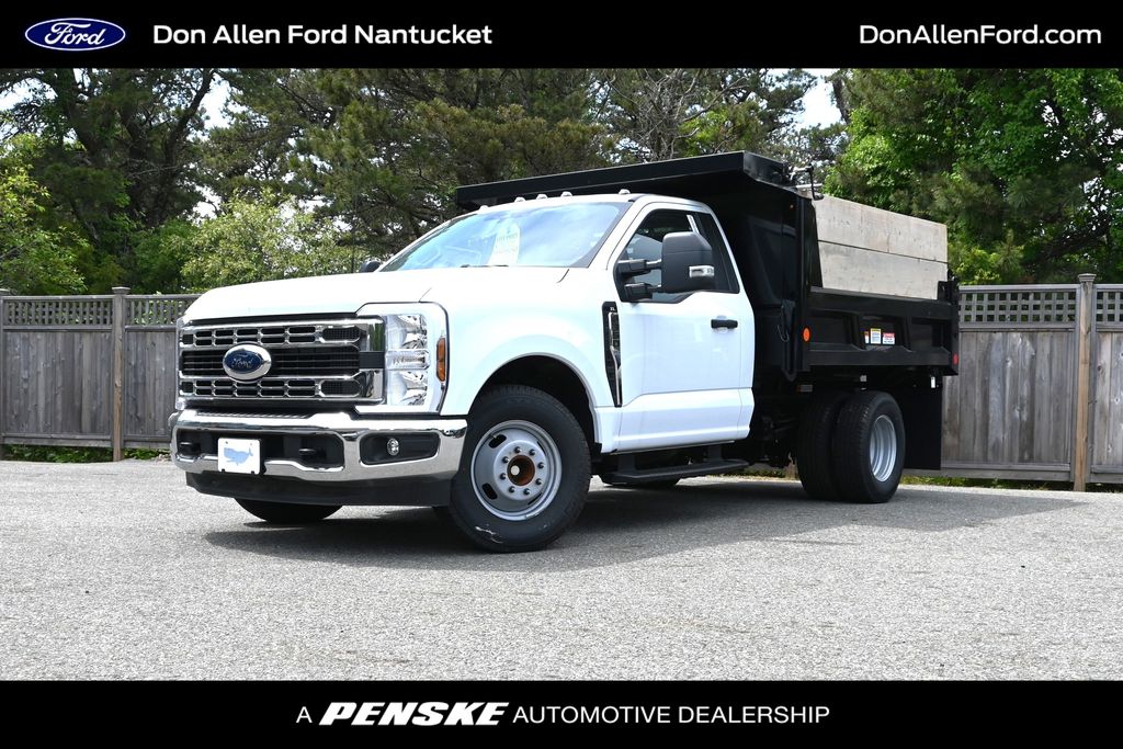 2025 Ford F-350 Super Duty Chassis Cab