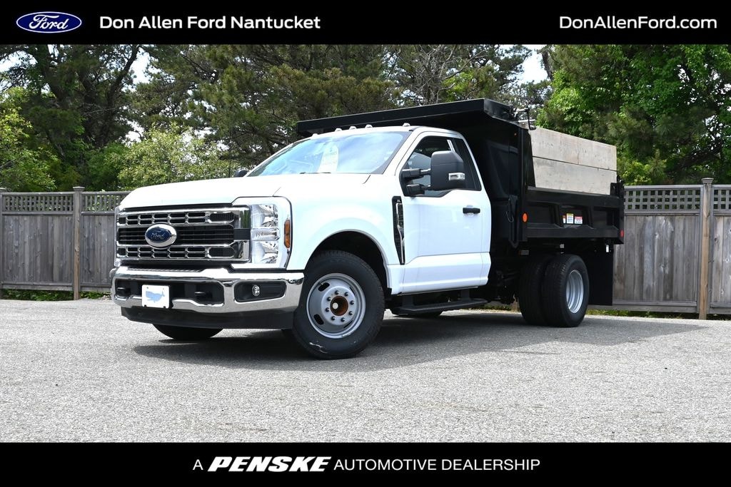 New 2025 Ford F-350SD XL Chassis