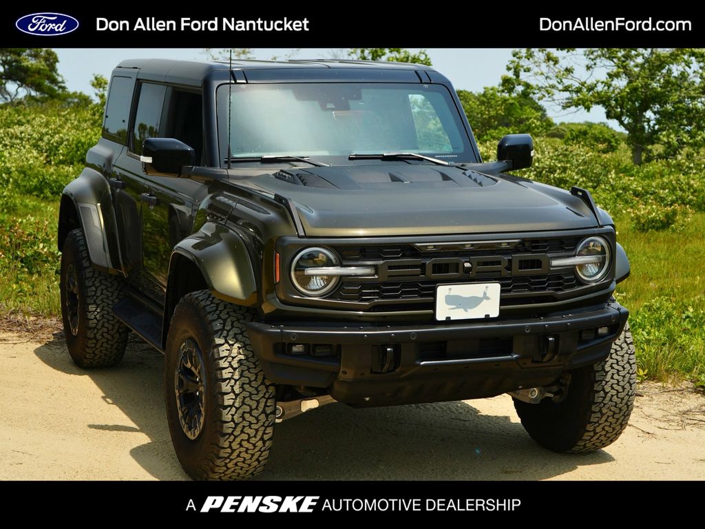 2025 Ford Bronco SUV 
