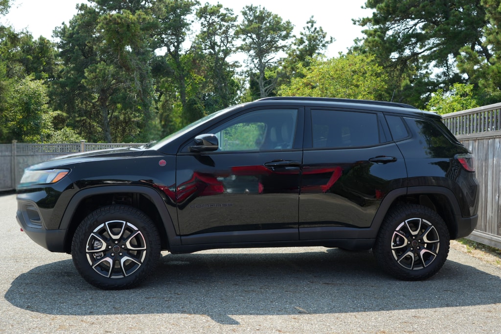 2026 Jeep Compass Trailhawk - Photo 7